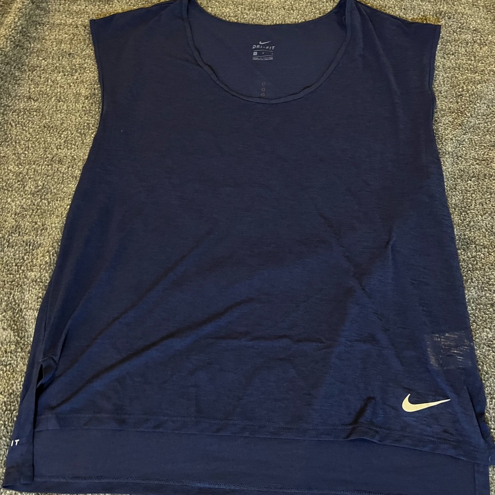 Nike Muscle T-Shirt. Size L.  Navy blue. Worn 2-3 times. Perfect condition.